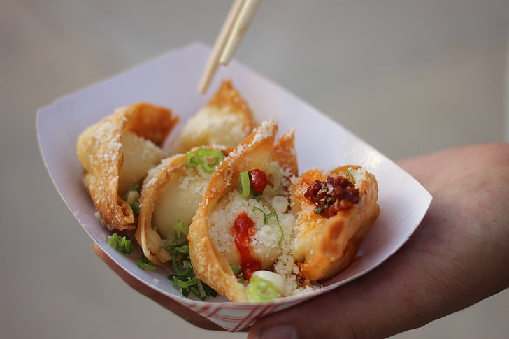 开个零食店有何技巧？