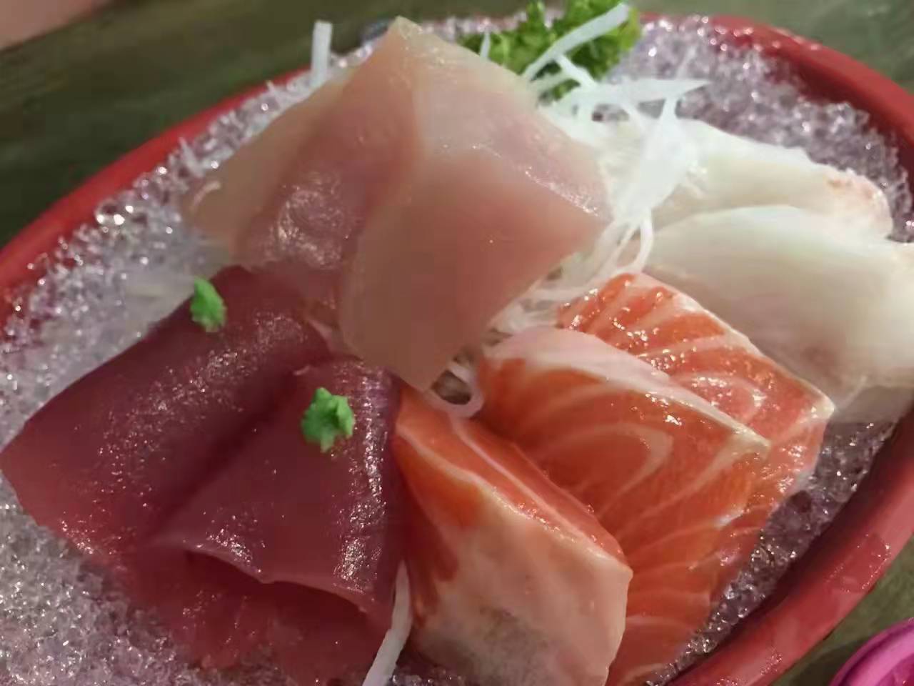 为什么明星做餐饮开一家倒一家？终于找到原因